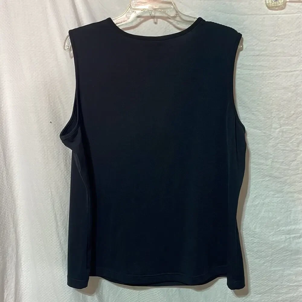 Avenue 18/20 black sleeveless ruffled front top fun buttons worn once euc